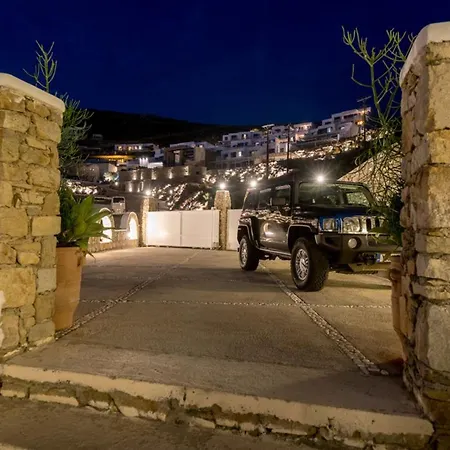 Aparthotel Cova Mykonos 4*